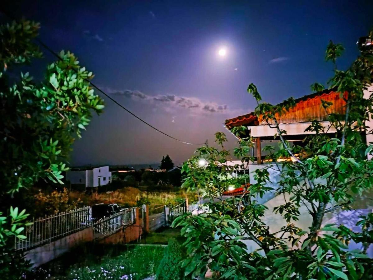 Adam'S Holiday House 2019 Kariani Exterior foto